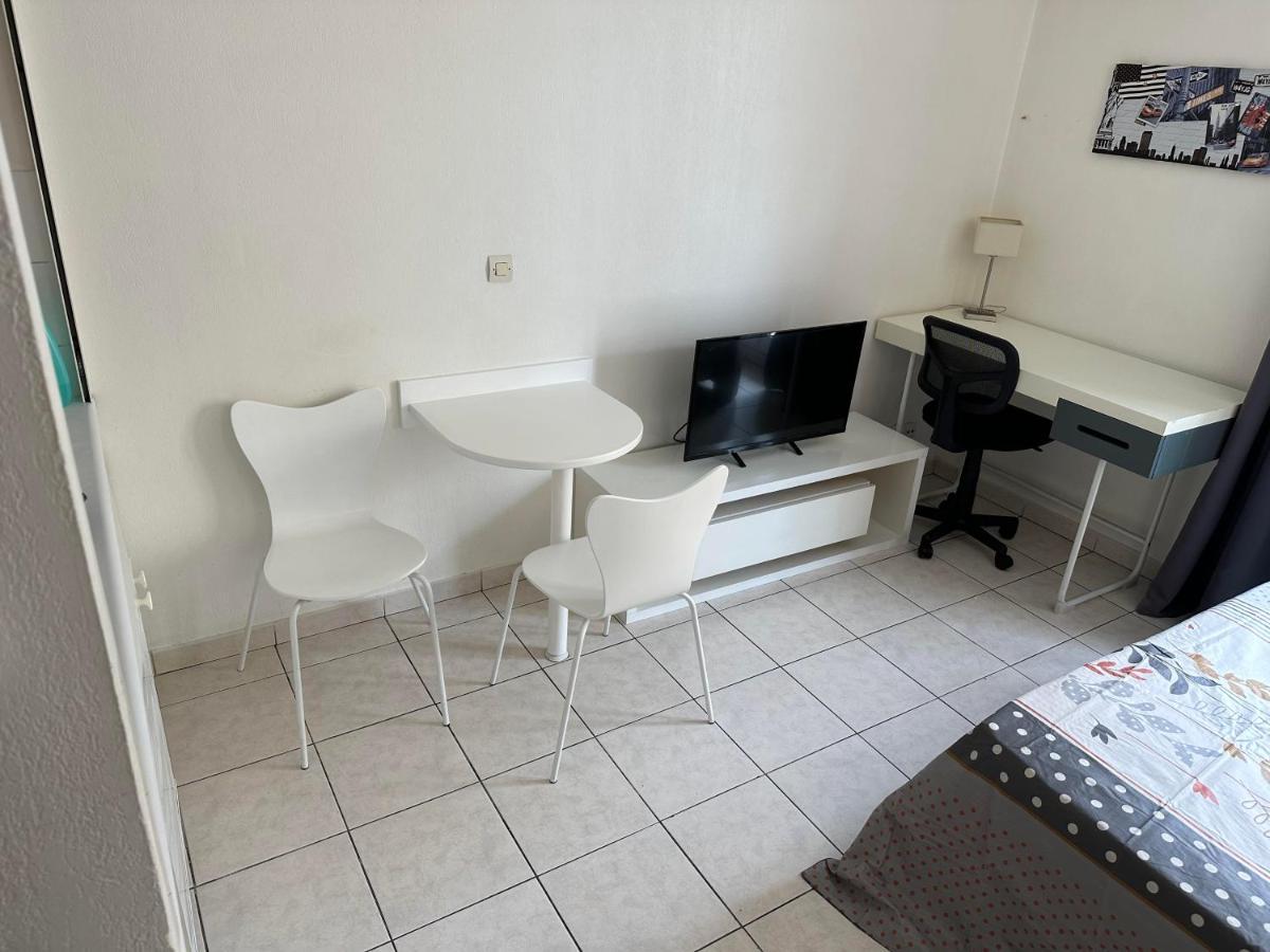 Studio Piscine 150 Metres Bord De Appartamento *